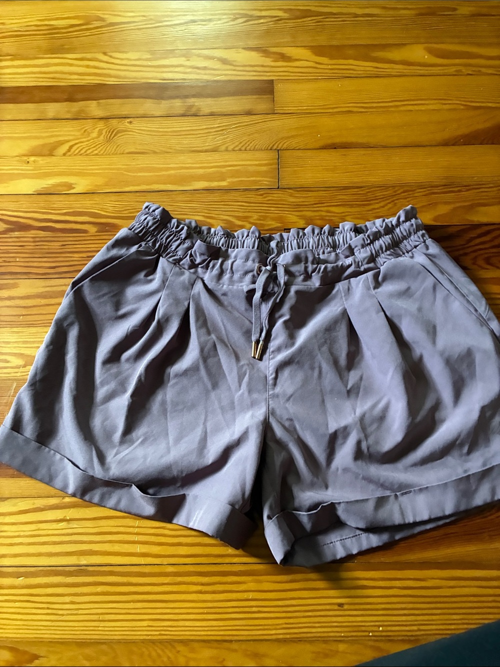 MPG High-Waist Pleated Elastic Shorts - light purple